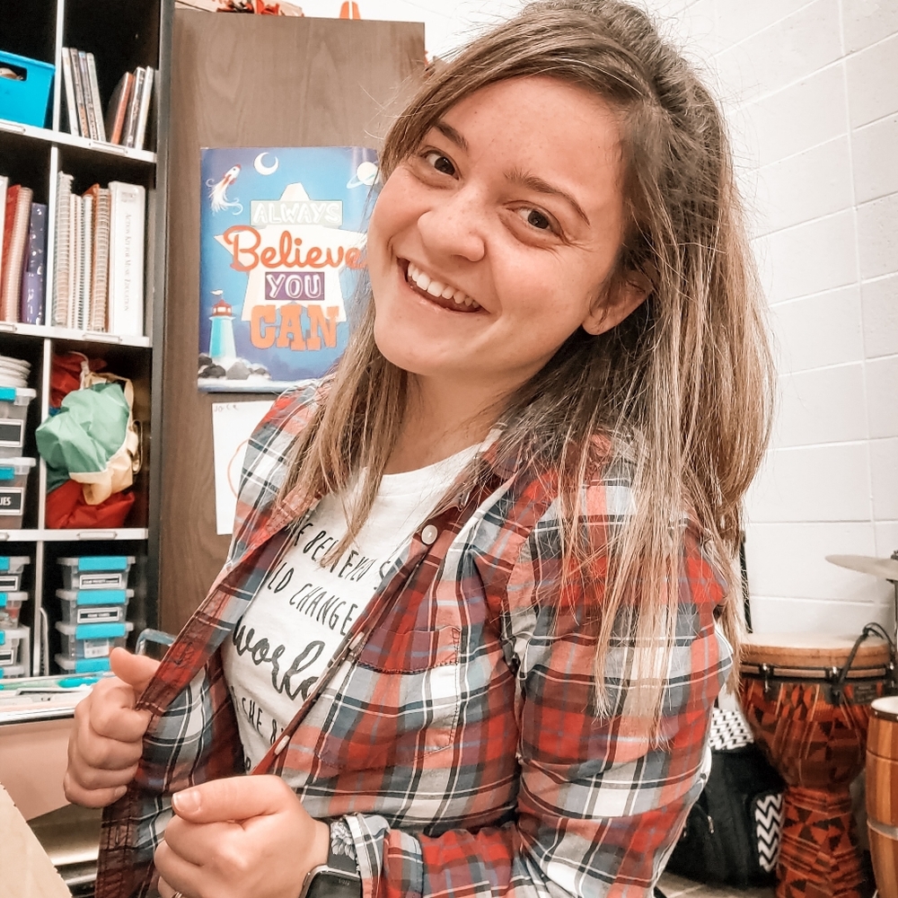 Meet your Posher, Alexis